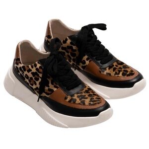 Silvia Cobos Luna sneakers